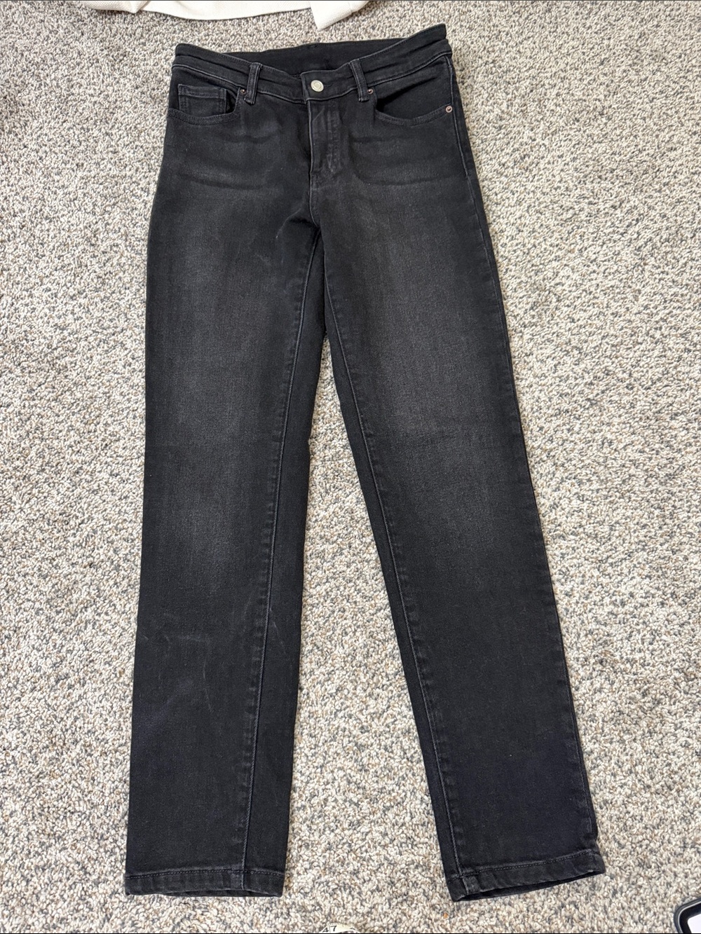 Massimo Dutti size 6 Black Straight-Leg Jeans